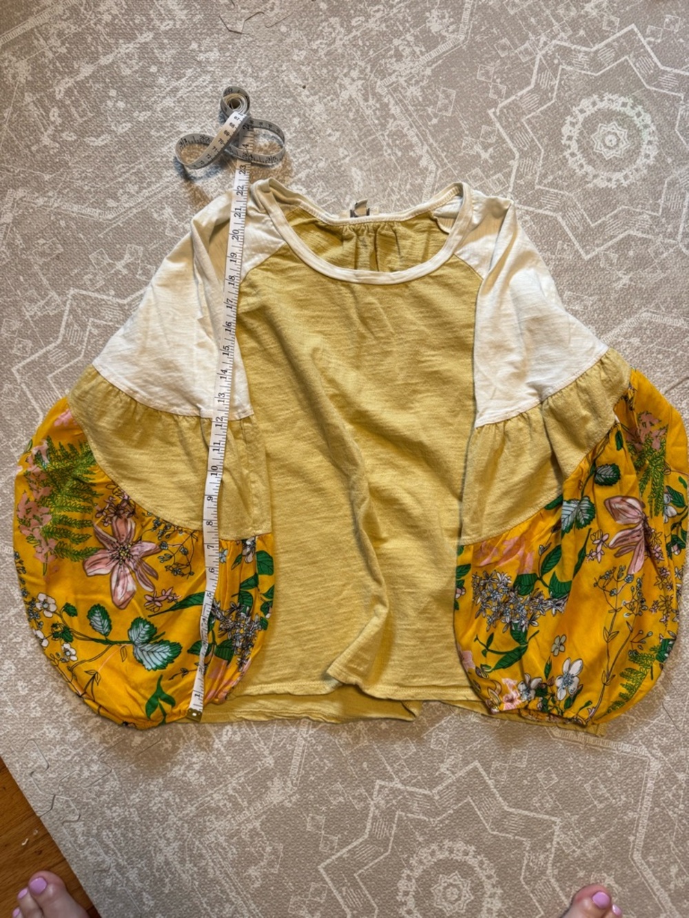 Umgee Yellow & White Puff-Sleeve Floral Mix Top - Picture 13 of 13